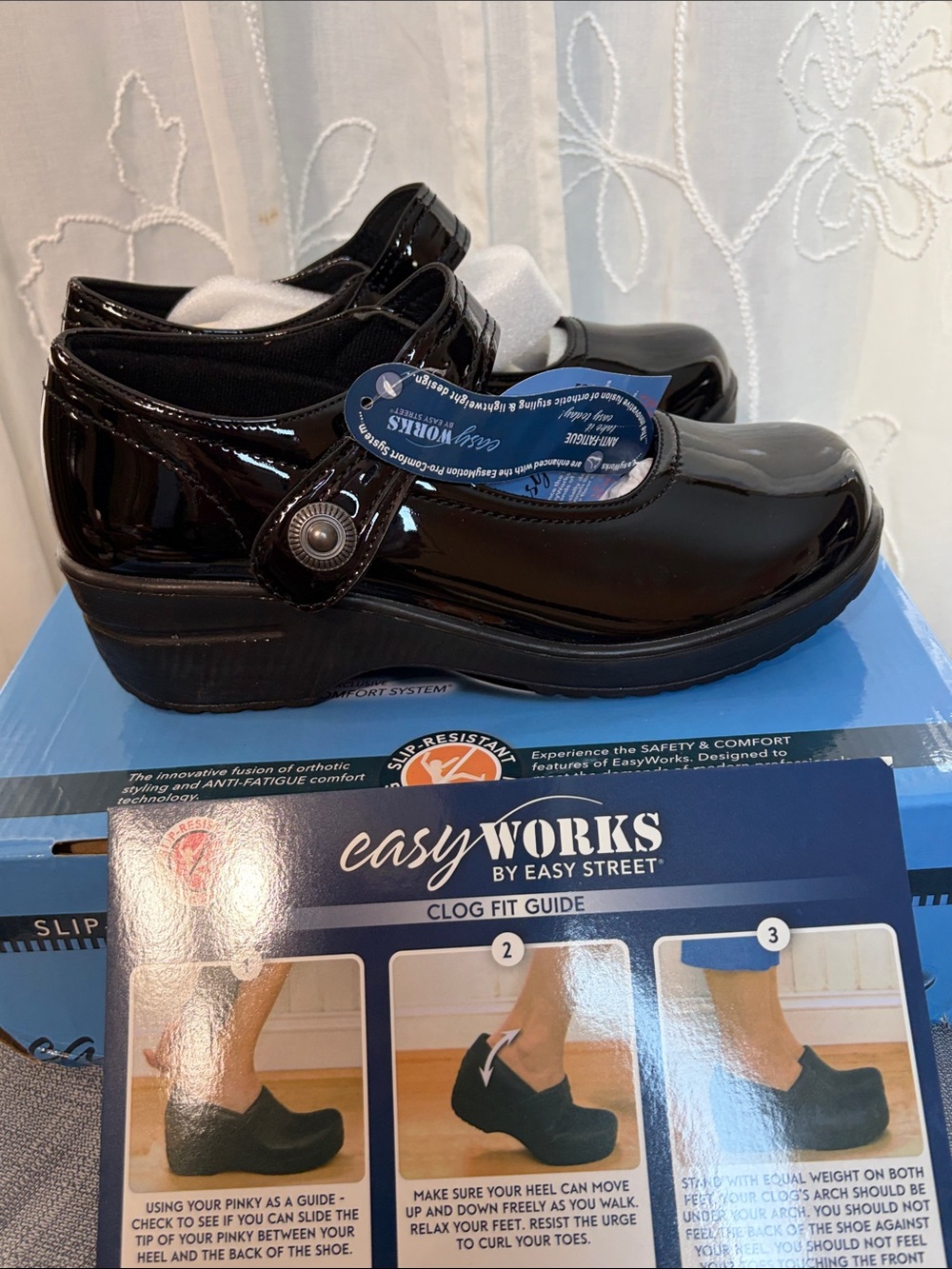 Easy Works Women’s Black Patent Mary Jane Shoes 9 Wide non-slip